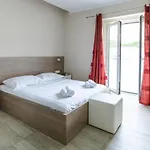 Luxury 4 Star In The Old Town 아파트 *