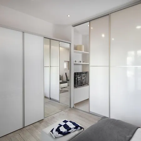 דירה Luxury 4 Star In The Old Town *