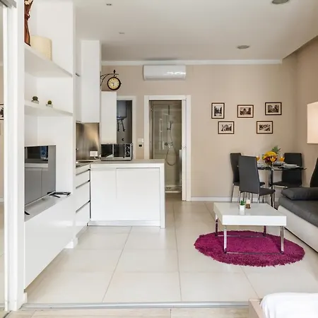 Luxury 4 Star In The Old Town Zadar