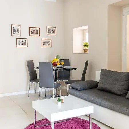 Luxury 4 Star In The Old Town Zadar