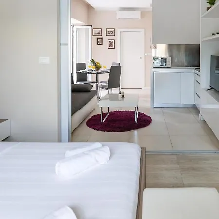 شقة Luxury 4 Star In The Old Town *