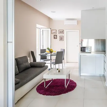 Apartment Luxury 4 Star In The Old Town Zadar