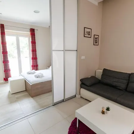 Luxury 4 Star In The Old Town Apartmán *