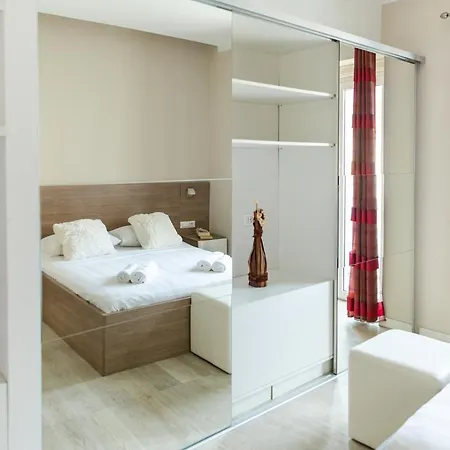 Luxury 4 Star In The Old Town