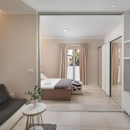 Apartment Luxury 4 Star In The Old Town *