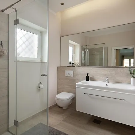 شقة Luxury 4 Star In The Old Town