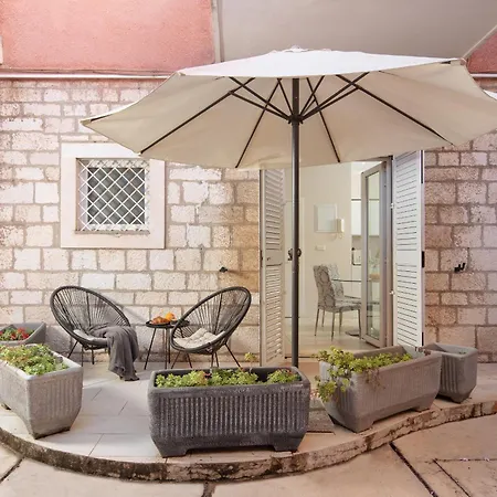 Luxury 4 Star In The Old Town *