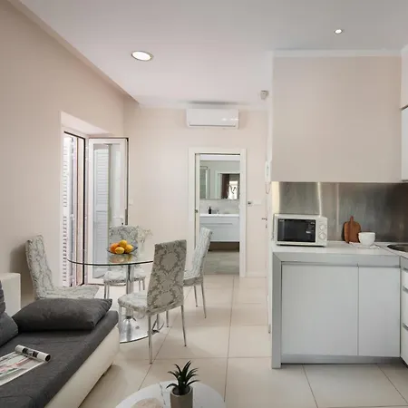 شقة Luxury 4 Star In The Old Town *