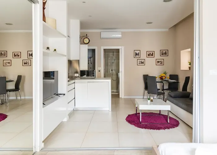 Luxury 4 Star In The Old Town Zadar