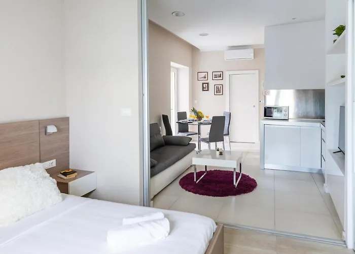 Luxury 4 Star In The Old Town Apartamento