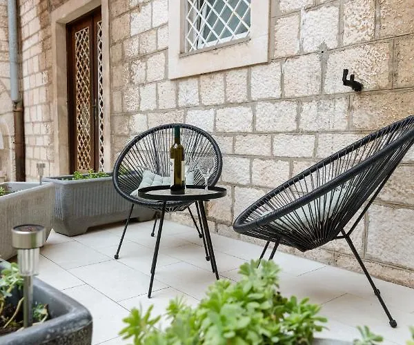 Apartamento Luxury 4 Star In The Old Town Zadar
